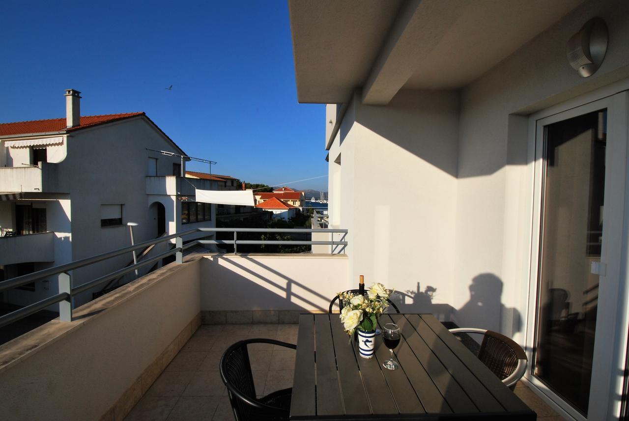 Nautica Apartments Betina  Exterior foto