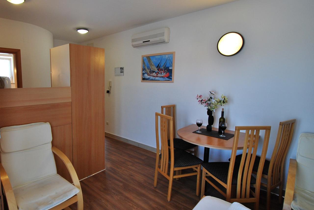 Nautica Apartments Betina  Exterior foto