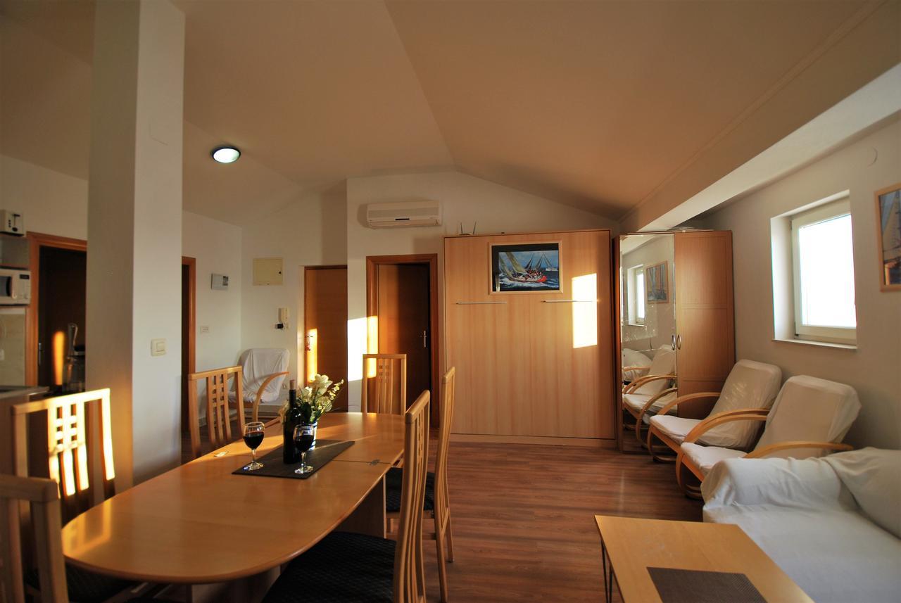 Nautica Apartments Betina  Exterior foto